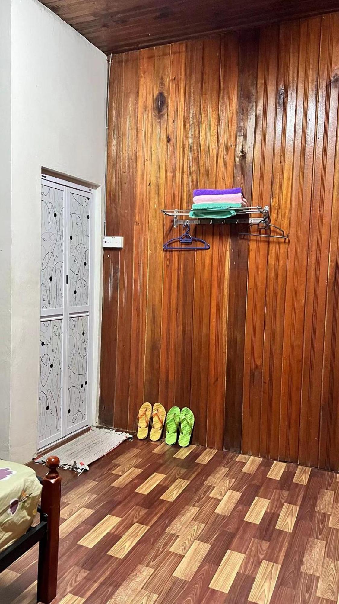 Country House Pulai Holiday Village Gua Musang Ngoại thất bức ảnh